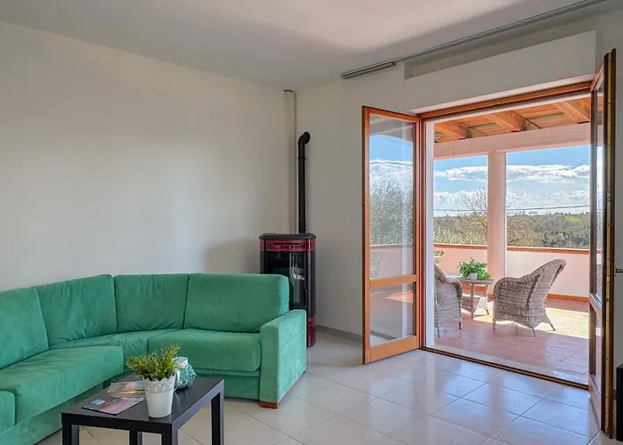 La Finestra Sugli Ulivi *